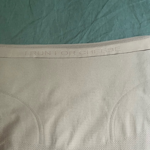 Swiftly Tech Tank “I run for cheese” - Picture 3 of 6